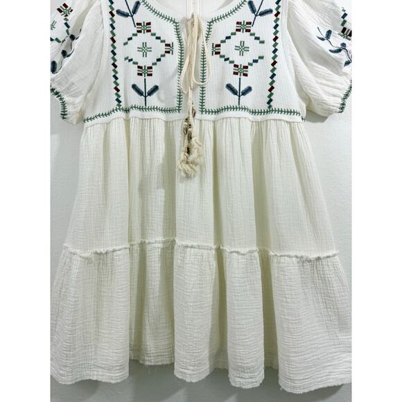 POL Ivory Embroidered Mini Dress Size L Boho Tassel Tie Balloon Sleeve - Picture 7 of 13
